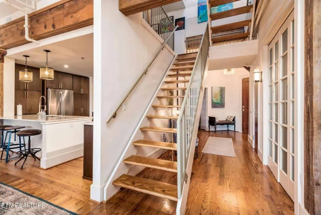 402-S-Gay-St-402-0207338155 402-S-Gay-St-402-0207338155