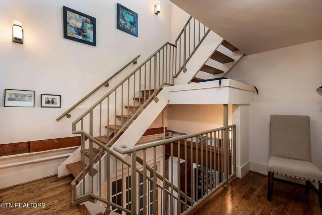 402-S-Gay-St-402-0210098663 402-S-Gay-St-402-0210098663