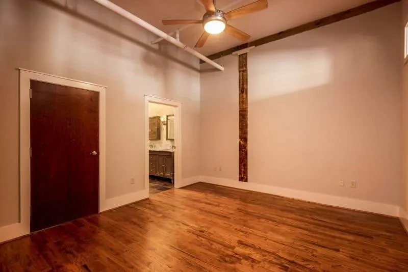 402_S_Gay-303_110 402_S_Gay-303_110