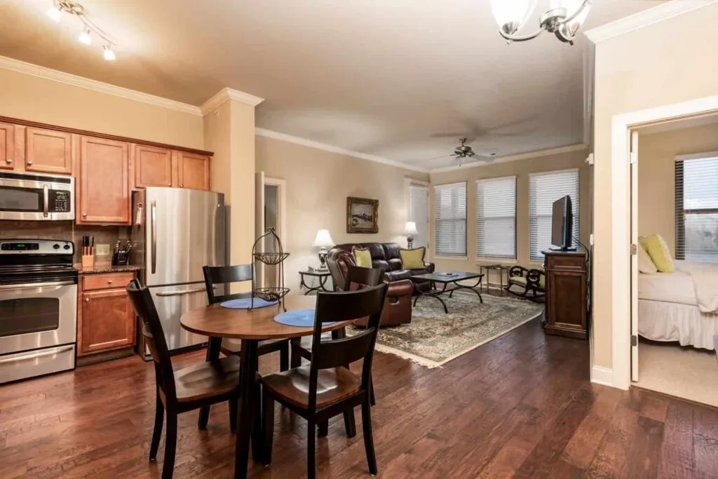 445_W_Blount-506_103 445_W_Blount-506_103