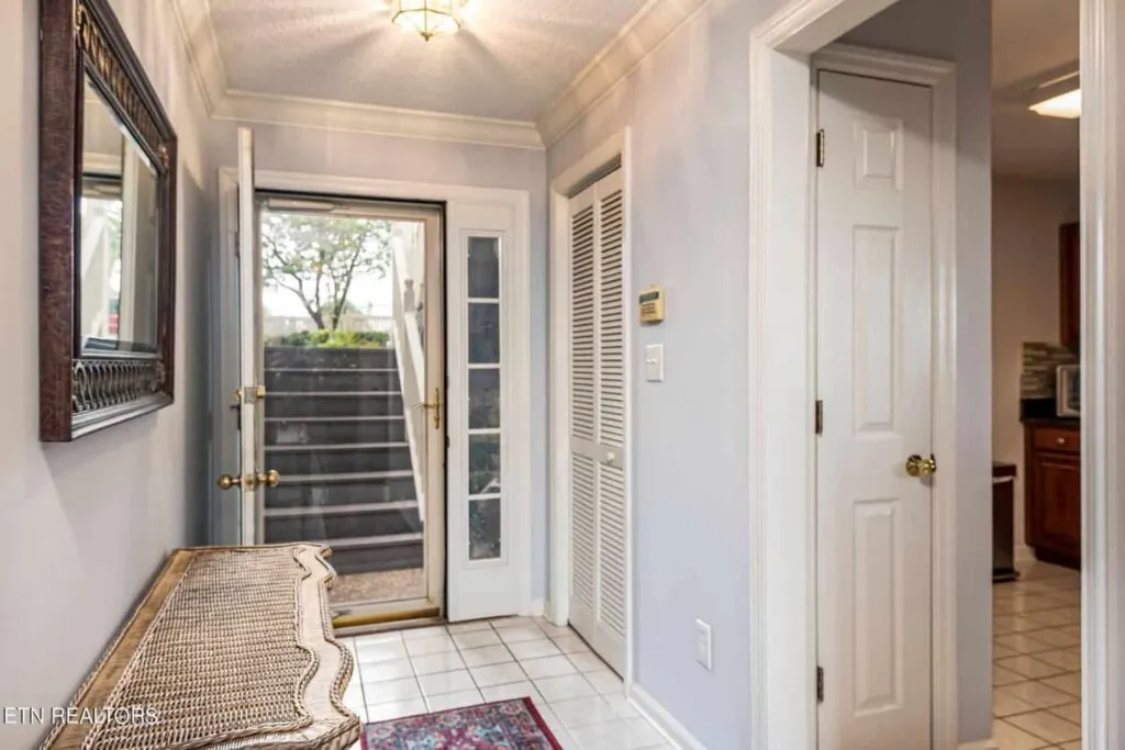 512-Riverfront-3828423710 512-Riverfront-3828423710