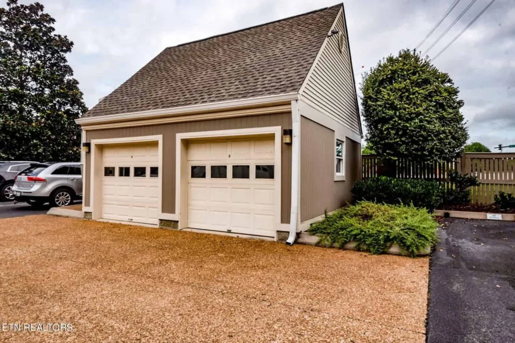 512-Riverfront-3928623247 512-Riverfront-3928623247