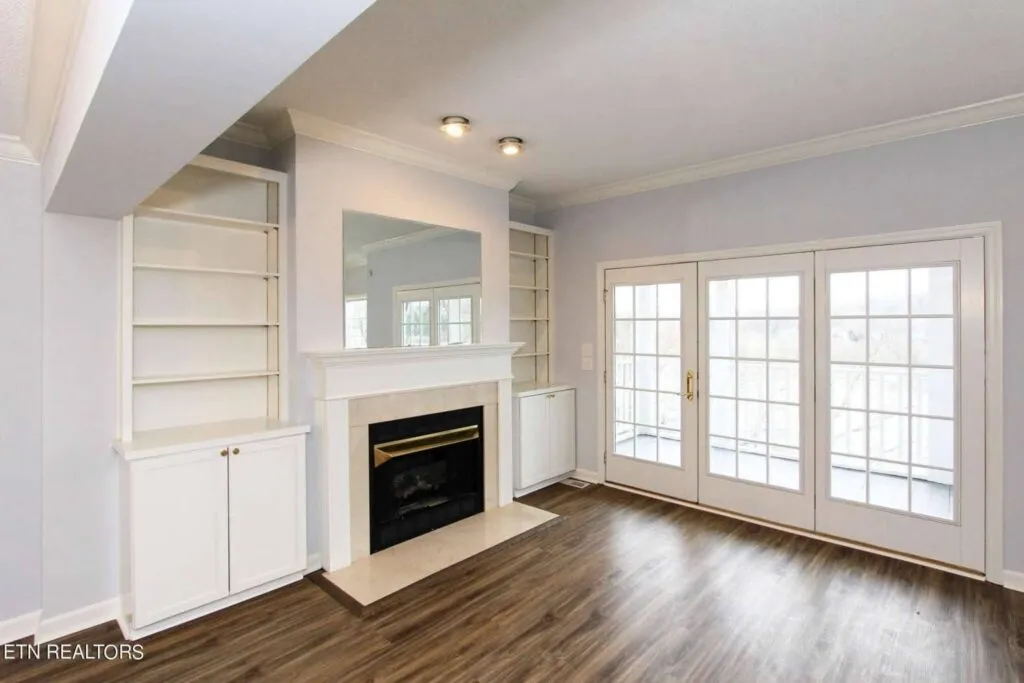 512-Riverfront-4258282309 512-Riverfront-4258282309