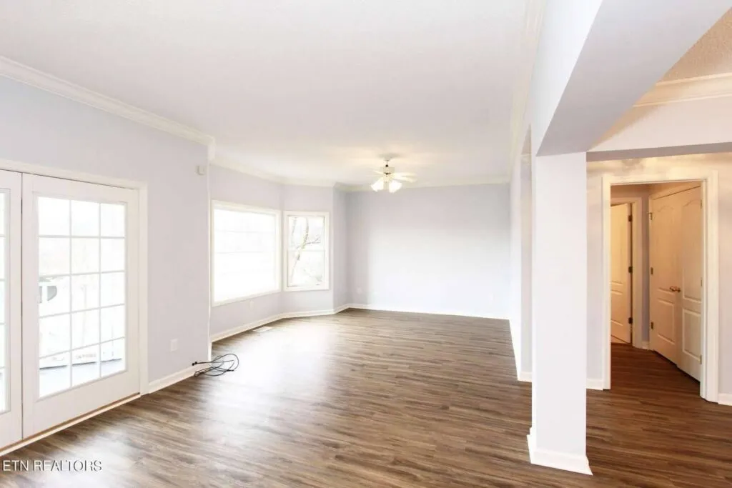 512-Riverfront-4300781462 512-Riverfront-4300781462