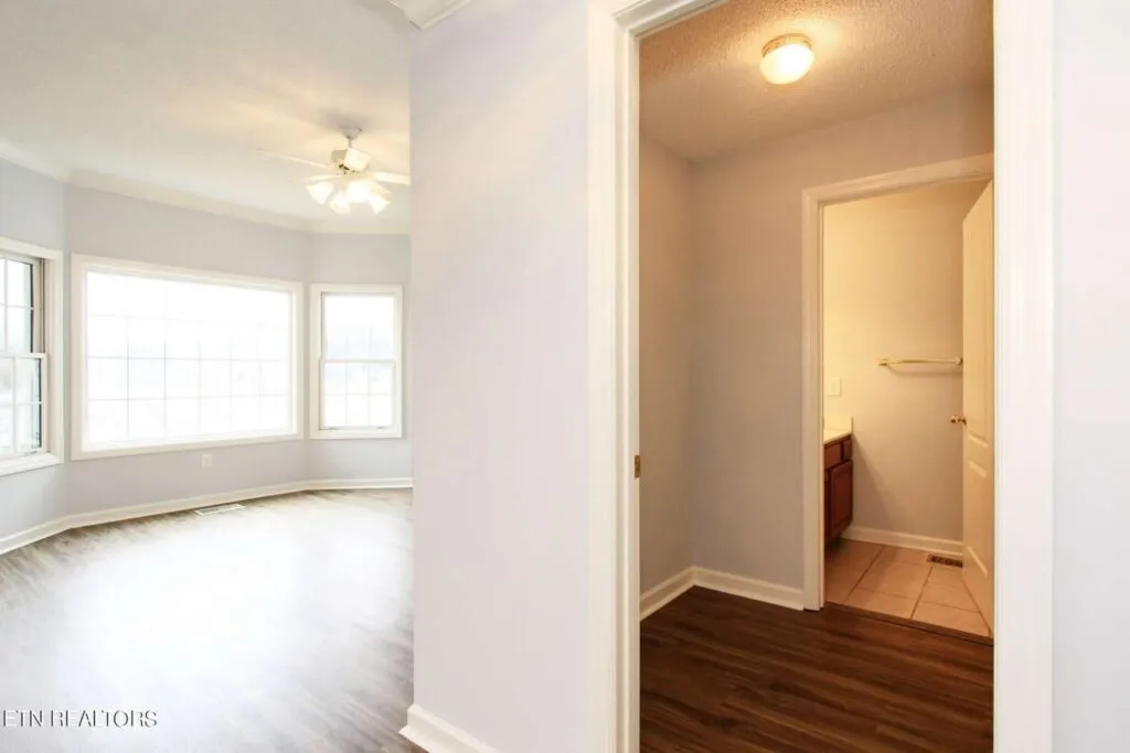 512-Riverfront-4313650626 512-Riverfront-4313650626