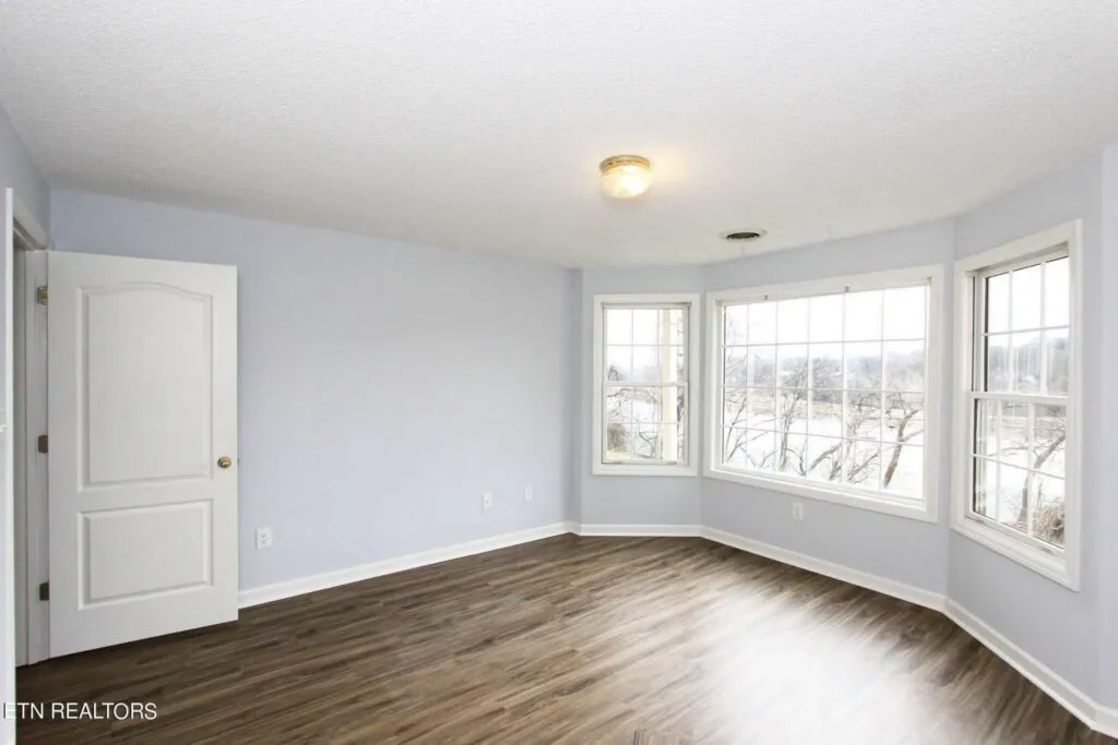 512-Riverfront-4346147538 512-Riverfront-4346147538