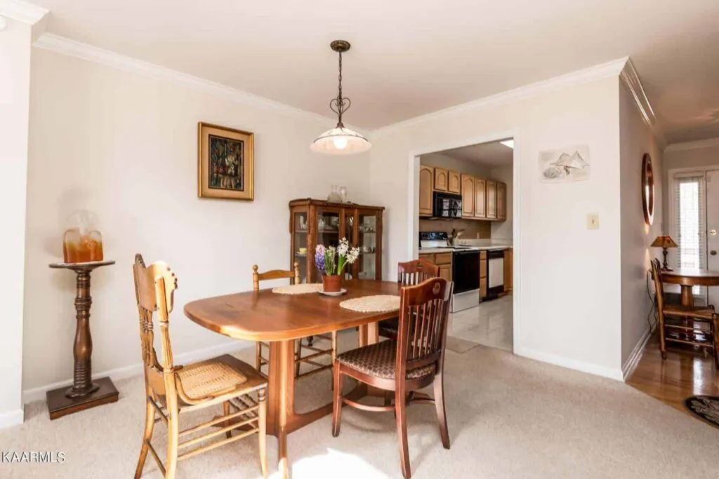 526-Riverfront-Way-2222409517 526-Riverfront-Way-2222409517