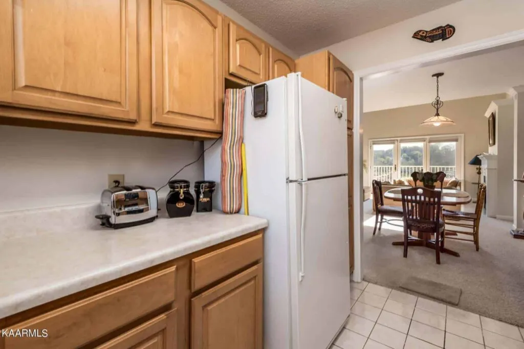 526-Riverfront-Way-2247930775 526-Riverfront-Way-2247930775