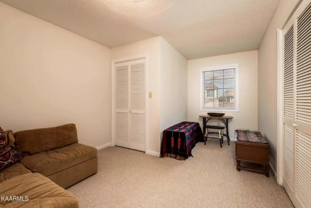 526-Riverfront-Way-2306135806 526-Riverfront-Way-2306135806