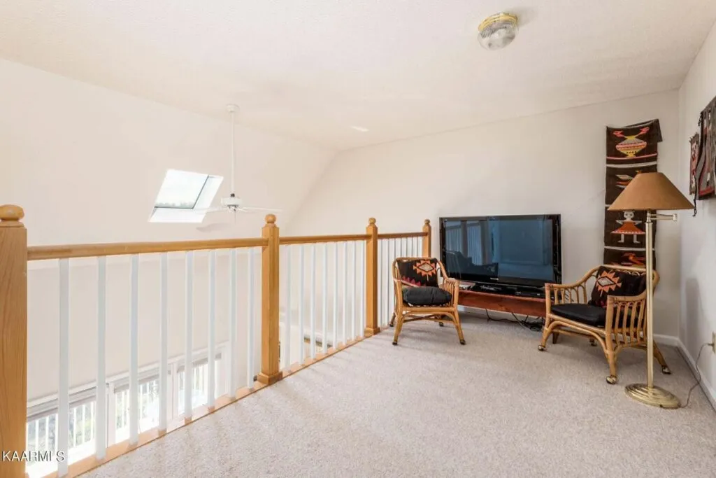 526-Riverfront-Way-2920663891 526-Riverfront-Way-2920663891