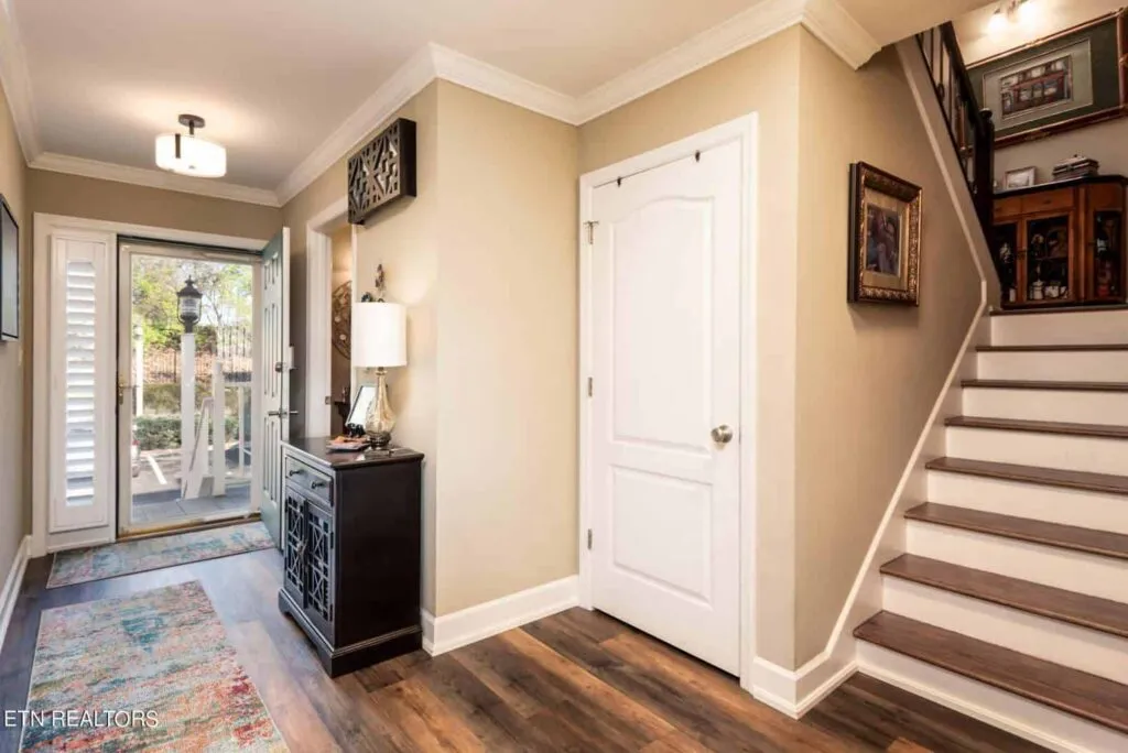550-Riverfront-182235252264 550-Riverfront-182235252264