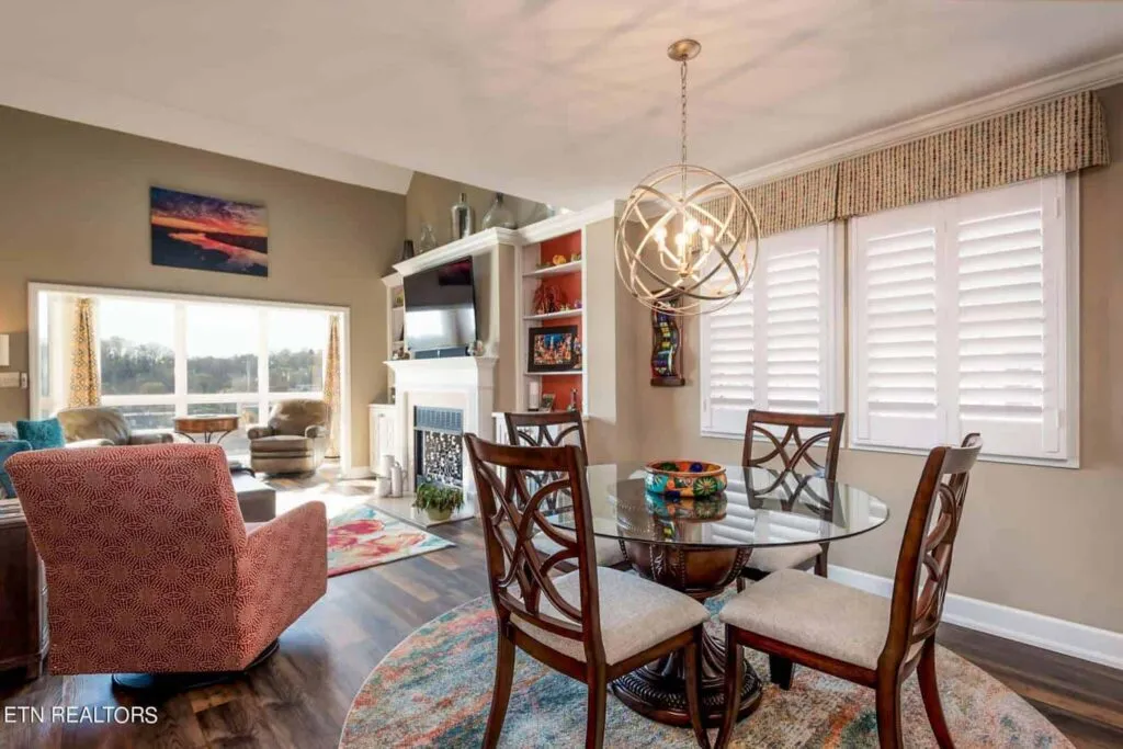 550-Riverfront-182241270743 550-Riverfront-182241270743