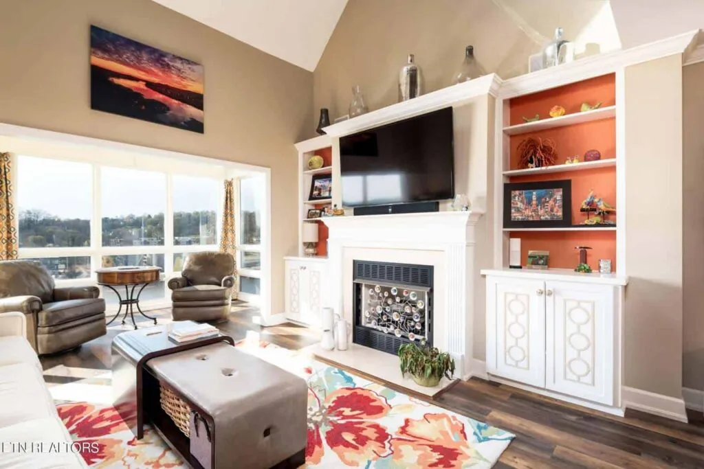 550-Riverfront-182245542422 550-Riverfront-182245542422