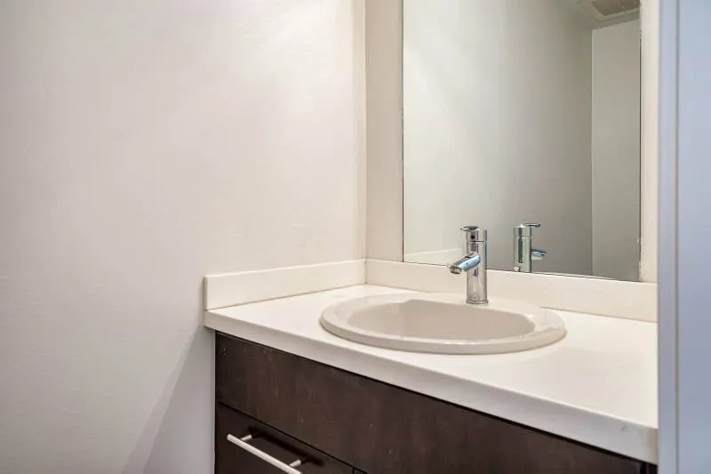 555WJ402-17 555WJ402-17