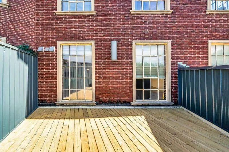 555WJ402-19 555WJ402-19