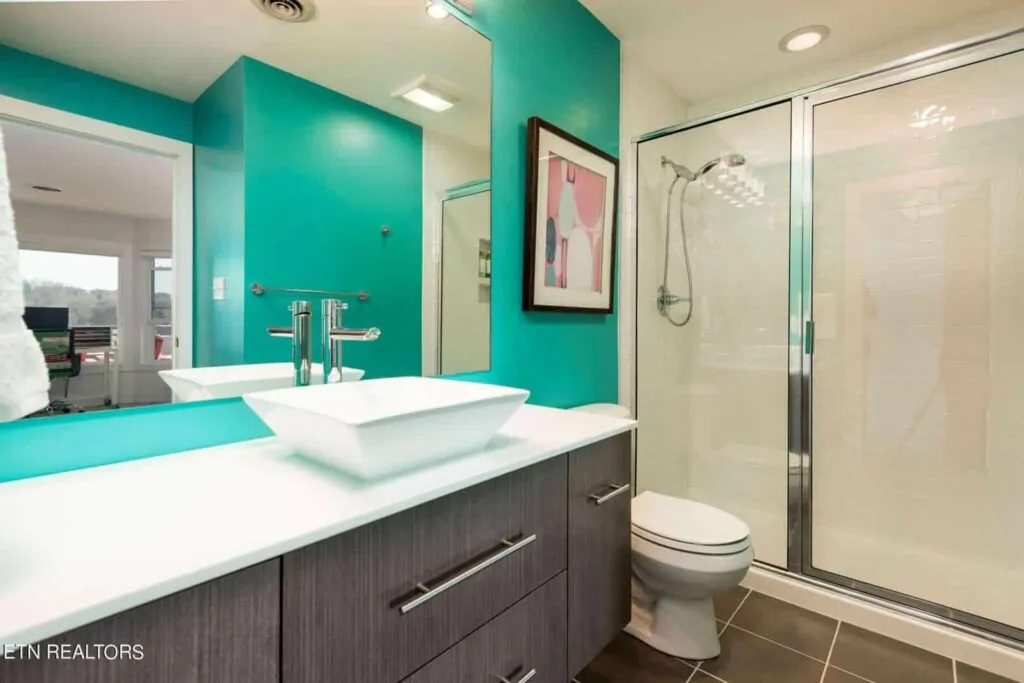556-Riverfront-328653077 556-Riverfront-328653077