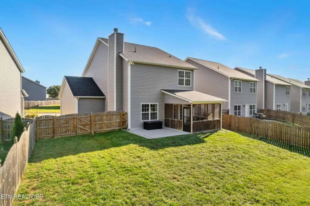 Albatross-Lane-10145723557