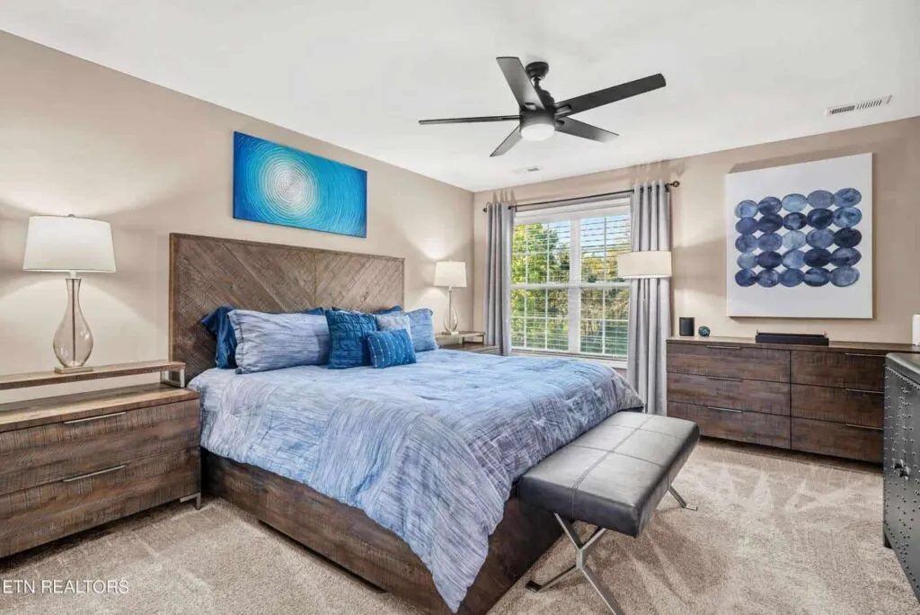 Albatross-Lane-13144608851