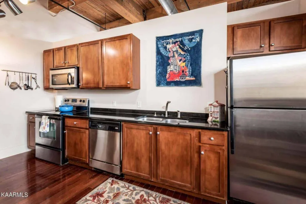 Candy-Factory-Lofts-305-133152491100