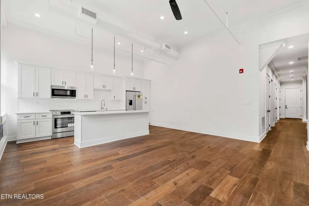 Century-203-30530070318 Century-203-30530070318