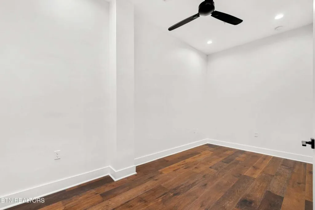 Century-204-554261435 Century-204-554261435