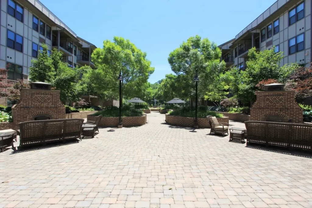 Courtyard.Fireplaces Courtyard.Fireplaces
