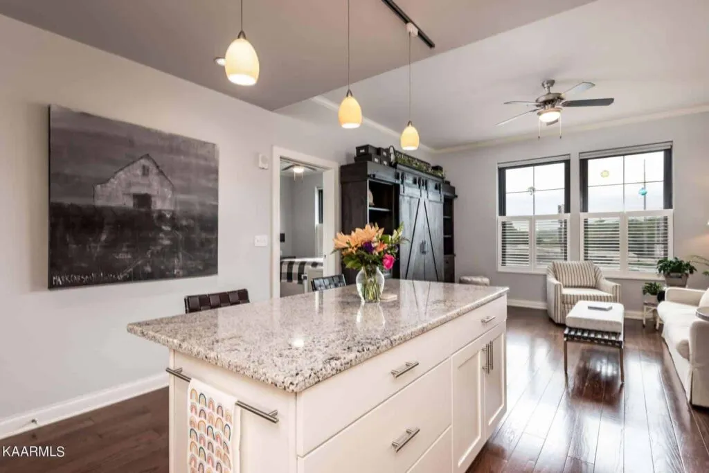 Crozier-201-224536472182