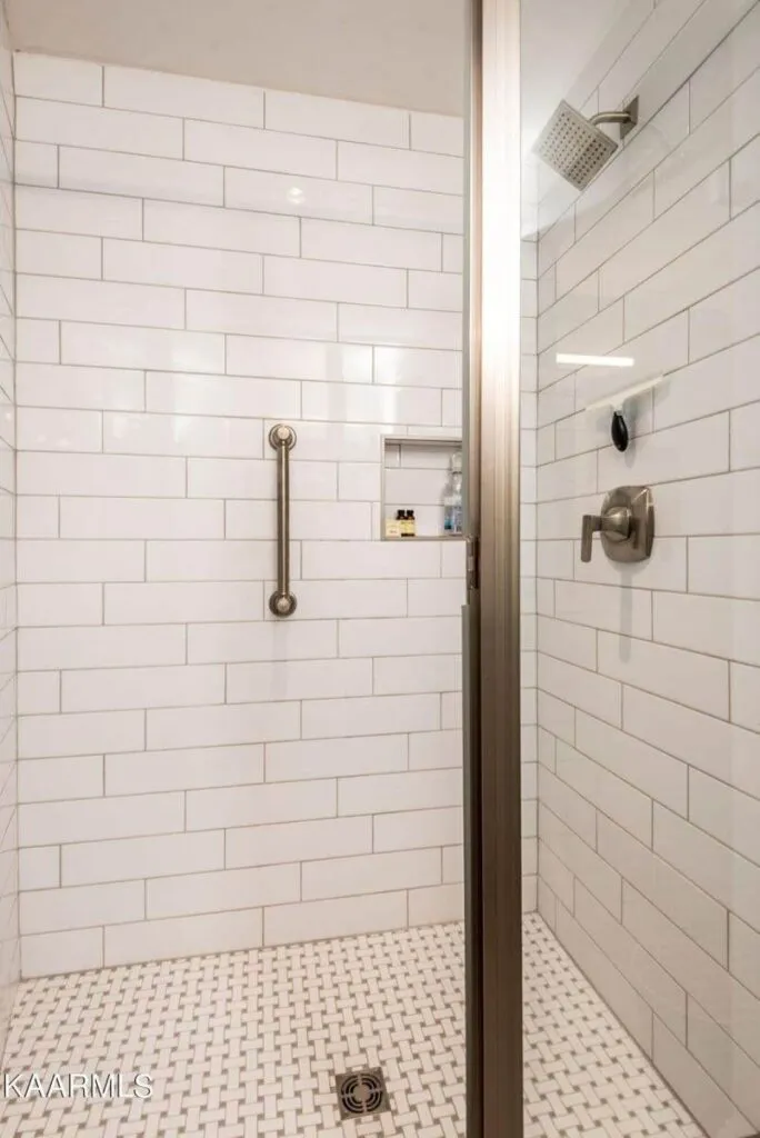 Crozier-204-3653424243