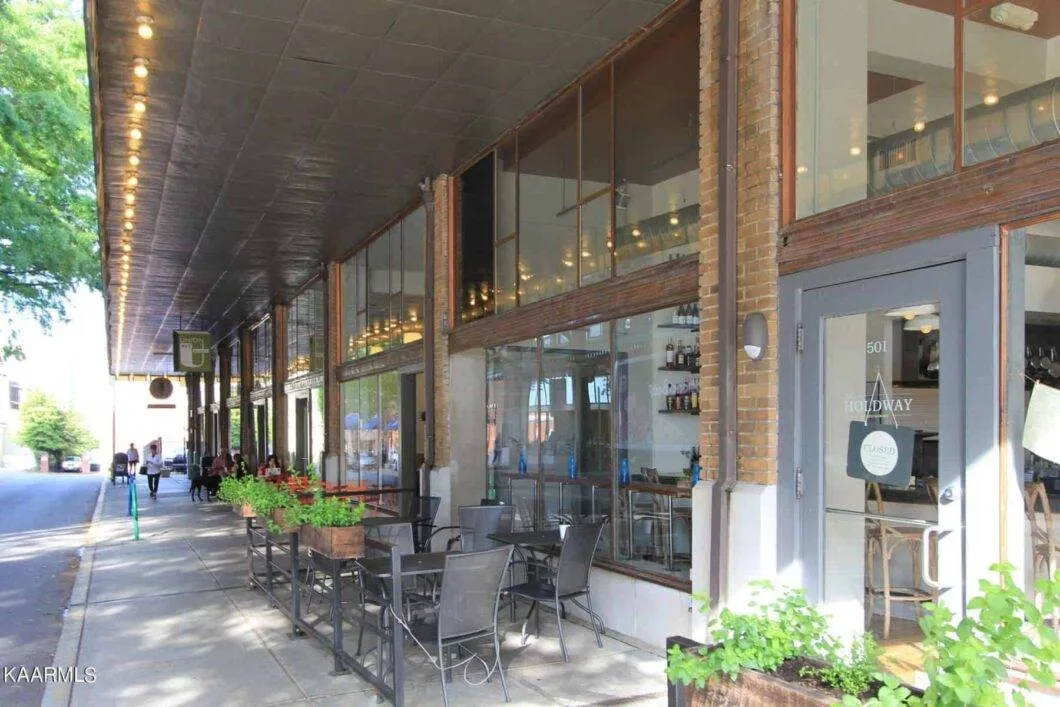 Daylight-Building-112-31144533659661