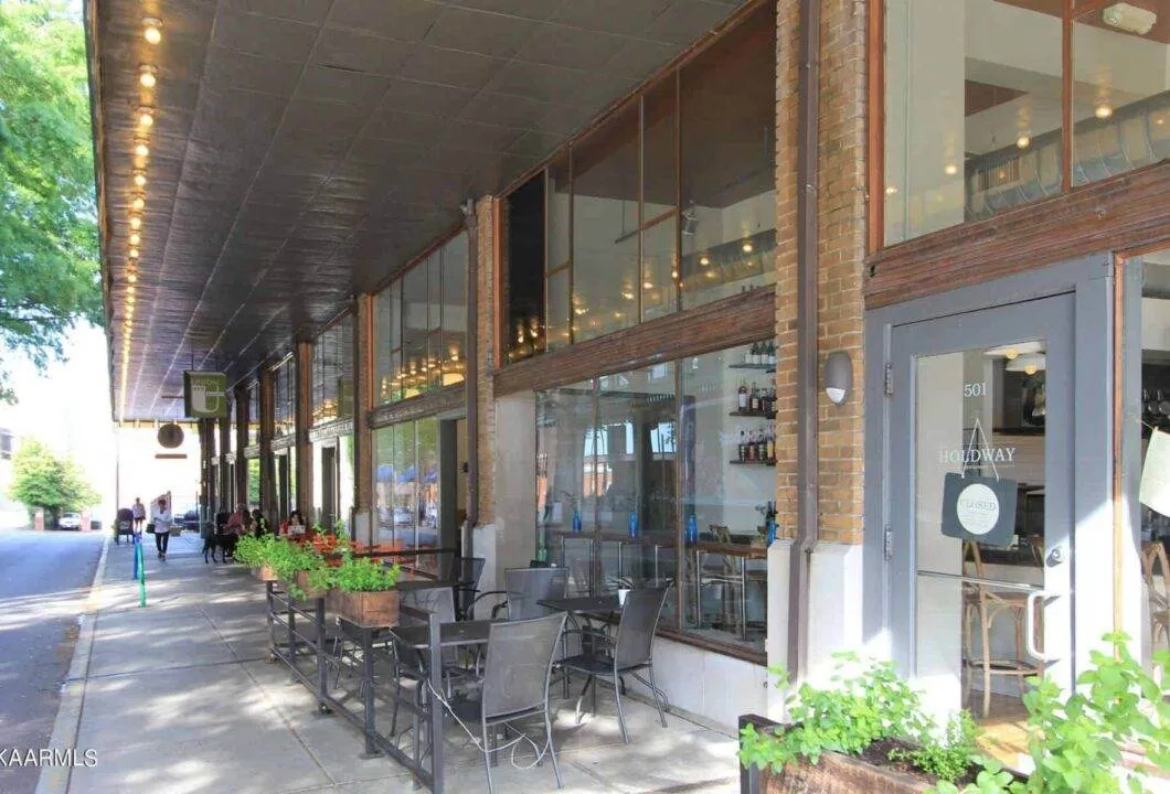 Daylight-Building-112-31144533659661