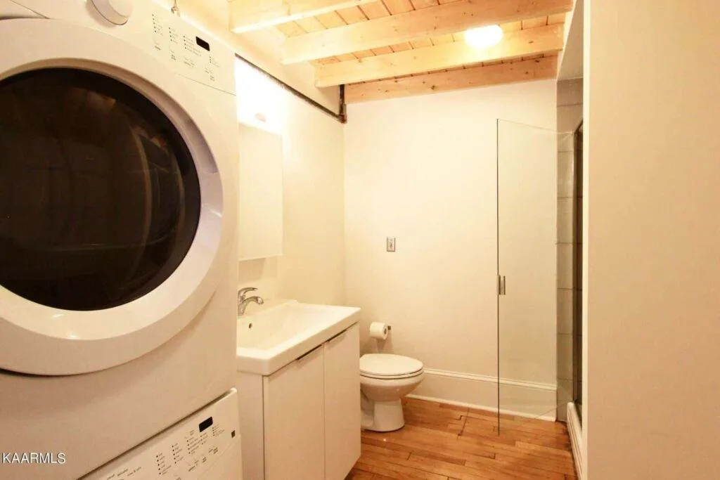 Daylight-Building-112-31144540746681