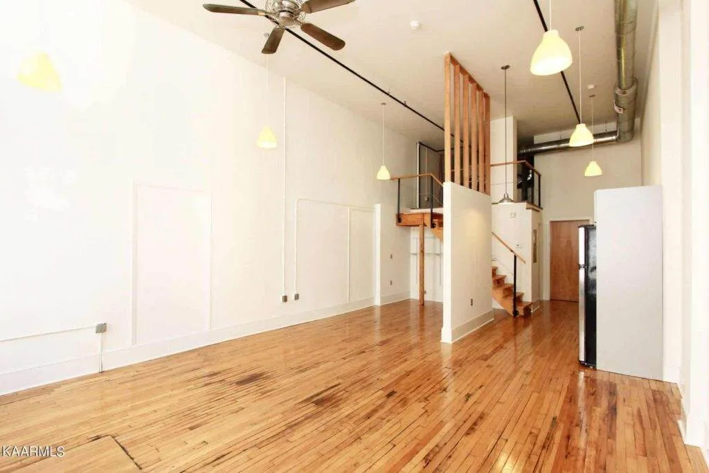 Daylight-Building-112-31144552047733