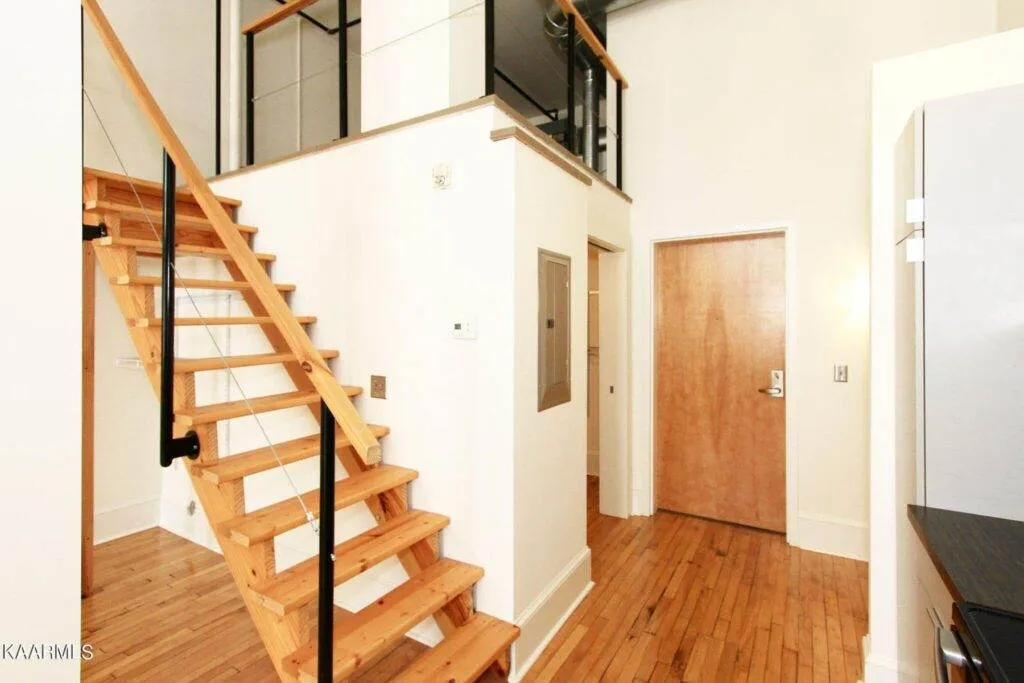 Daylight-Building-112-31144606668640