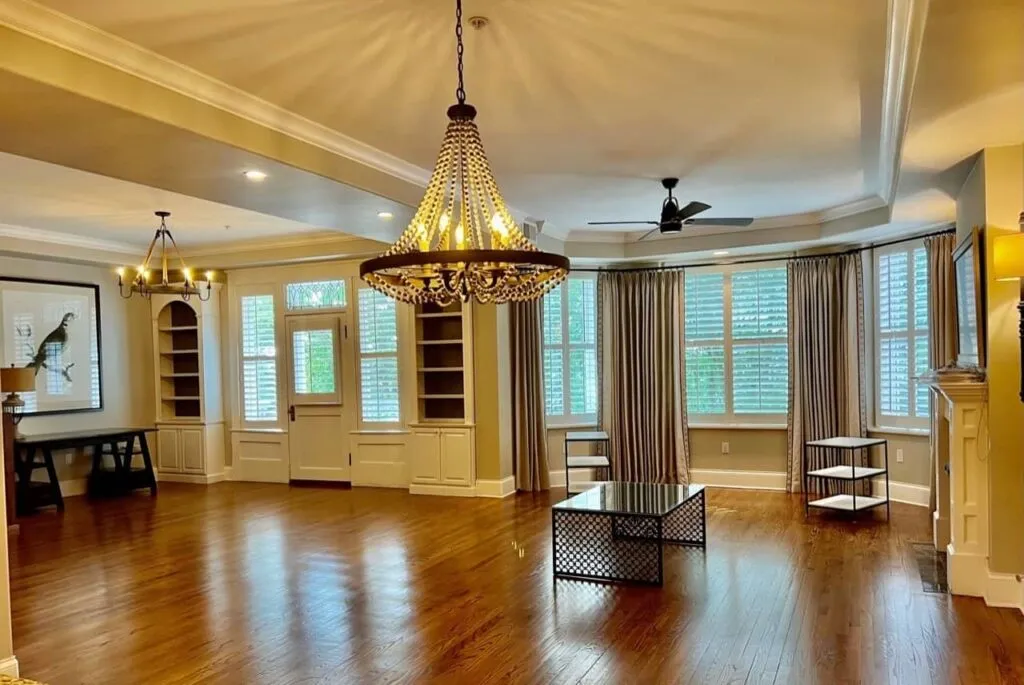 Elliott-201-IMG_2880