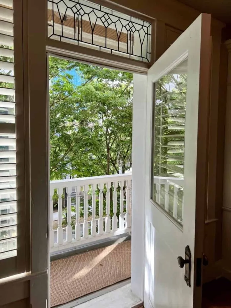 Elliott-201-IMG_2881