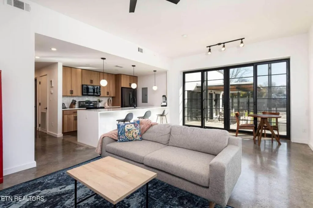 Fairmont-Flats-106-614331437