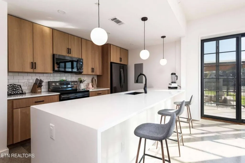 Fairmont-Flats-106-620565923