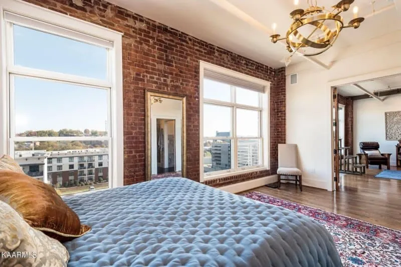 Gallery-Lofts-402-641880520