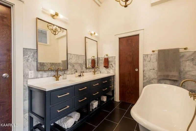 Gallery-Lofts-402-644012067