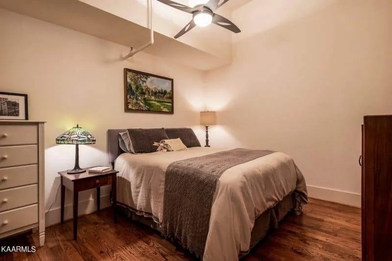 Gallery-Lofts-402-654975520