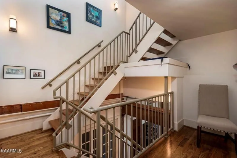 Gallery-Lofts-402-712089426