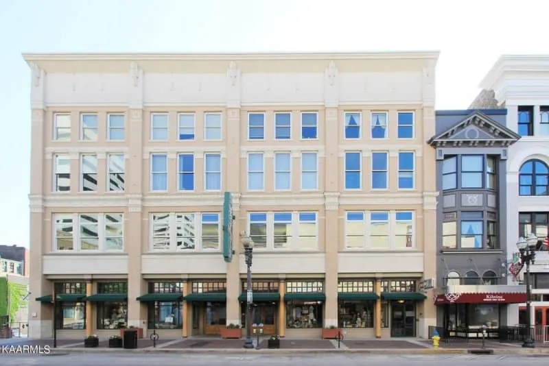 Gallery-Lofts-402-736885623