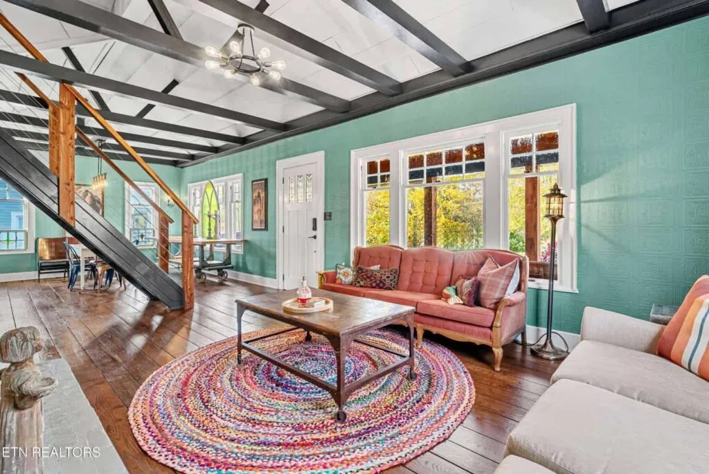 Montclair-5642772535