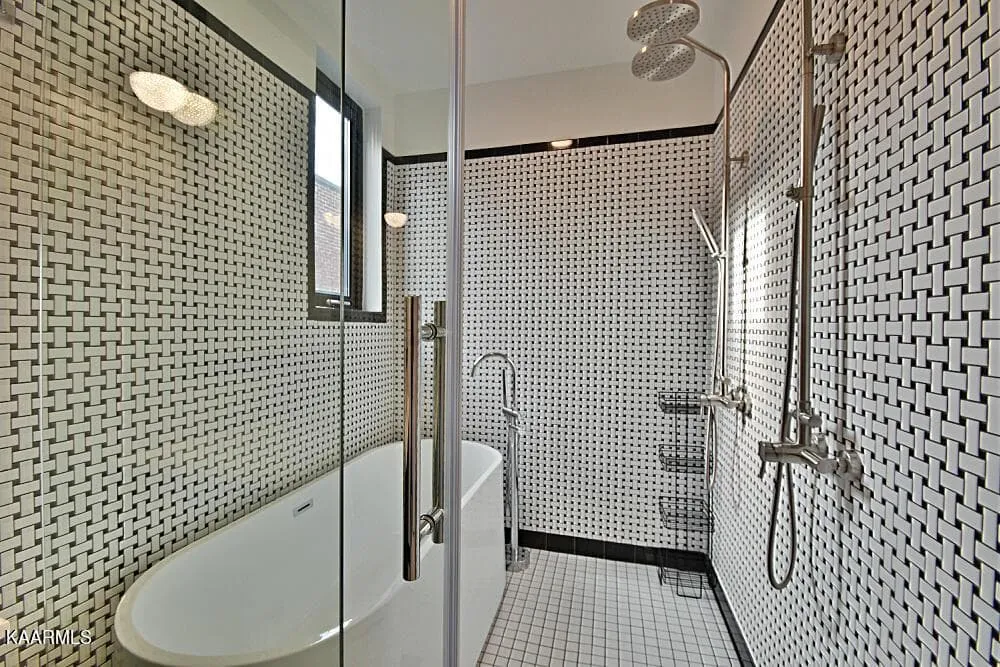 Overlook-301-5003832584688