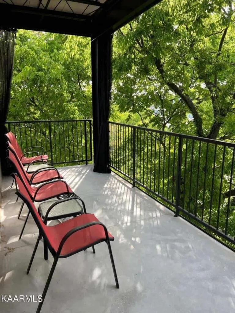 Overlook-301-9142758371434