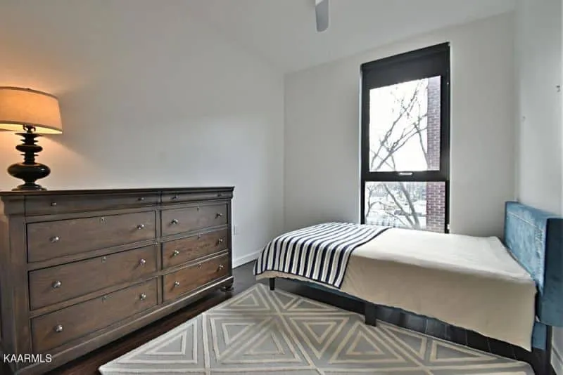 Overlook-Condominiums-312153359003728