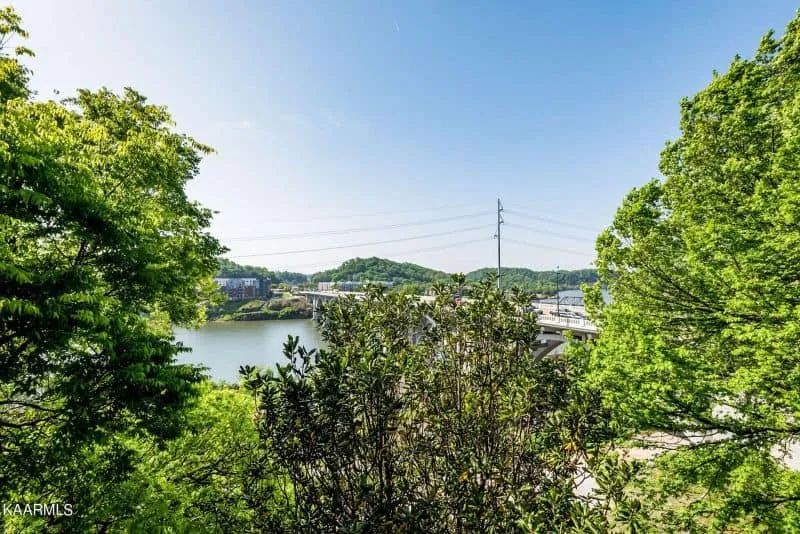 Overlook-Condominiums-503173338278209