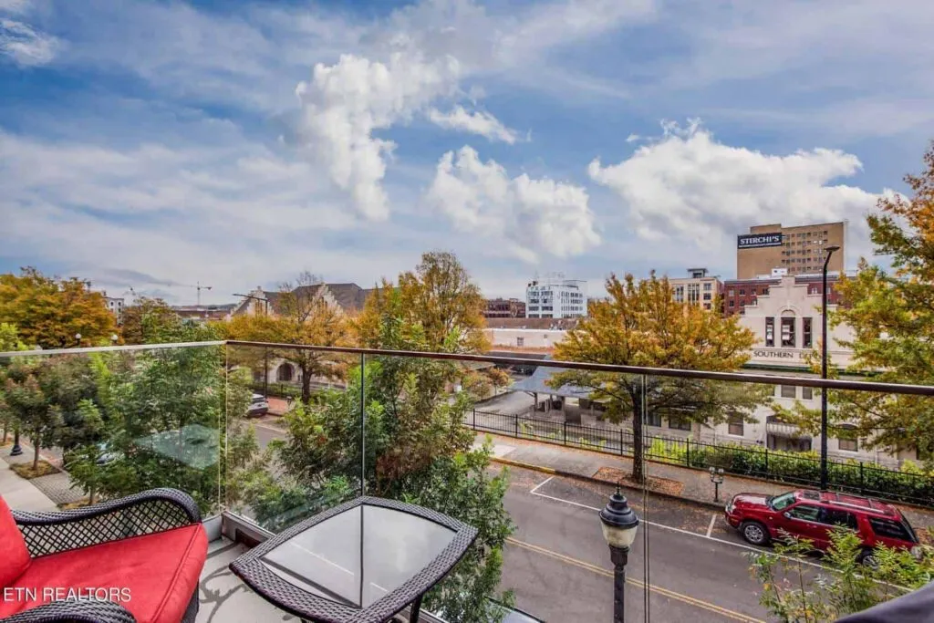 Regas-218-185203878504