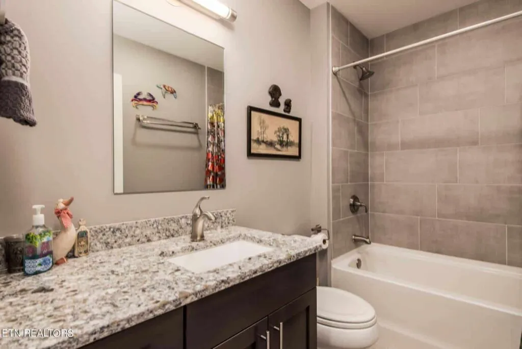 Regas-218-185217747355