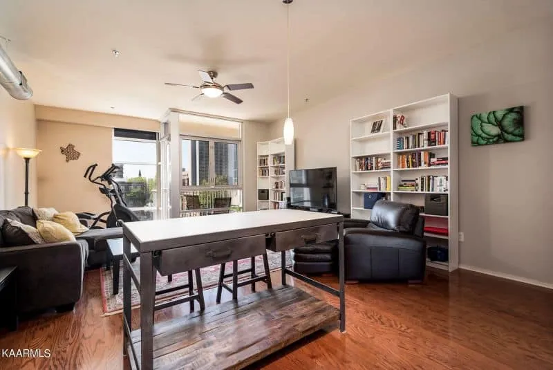 Residences-at-Market-Square-303-21713791 Residences-at-Market-Square-303-21713791